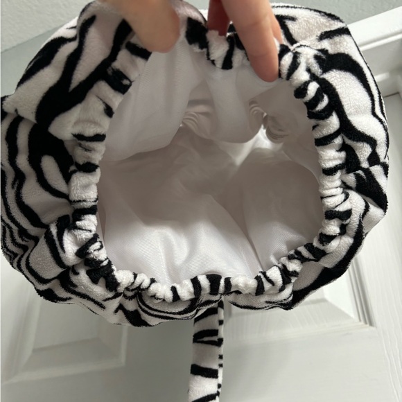 Koala Kids Infant Girl Plush Black White Stripe Baby Zebra Costume Hoodie 6-9 m - Picture 10 of 13
